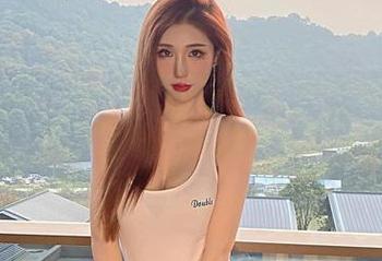 微密圈 – 超辣的林一：高清自拍，我的心被套住了！