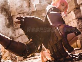 高清女仆写真：阿寨寨把日常都拍得像电视剧！