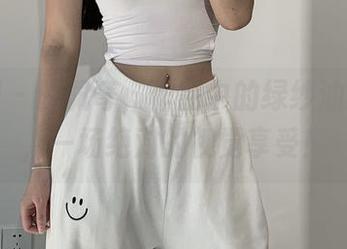 微密圈 – 陈佩奇，作品中的绿纱油亮肉丝，一场绝对的视觉享受！