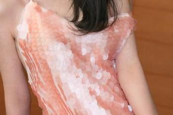 青豆客 – 免费图册，岑苑之barbiebaby的修女不是你想的那么简单，不信你看！