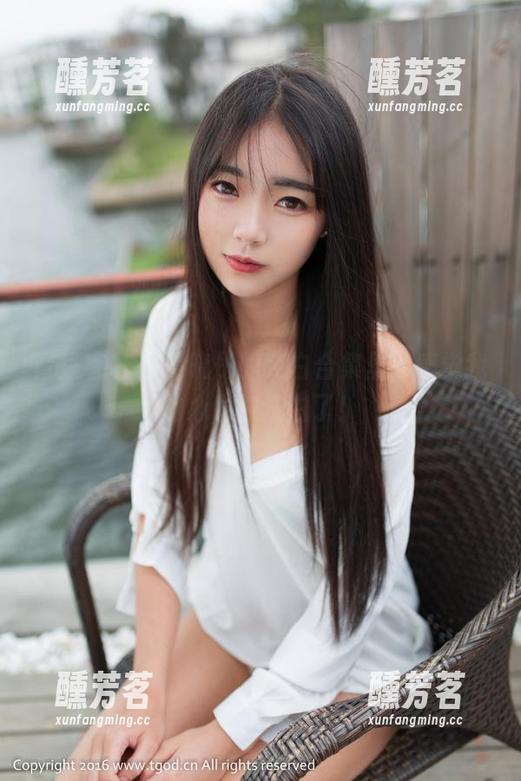青豆客-谭晓彤 青豆客 - 在谭晓彤的纯白合集里,感觉我的心也被洗白了!