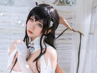 魅瞳meroko连衣裙私拍图集：看完之后，你可能会想给自己也来一条！