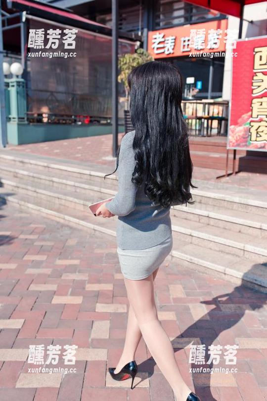 魔镜街拍 - 坐下来聊聊曼曼的少女心：图包里那几个瞬间，我的心也跟着怦怦直跳。